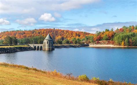 Connecticut Fall in 2020: 7 Ways to Enjoy Autumn This Year - Seconds to Go