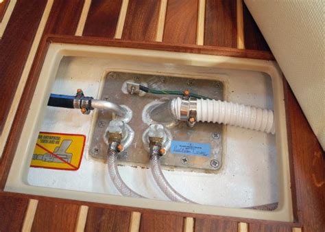 Make Your Own Fiberglass Potable Water Tank