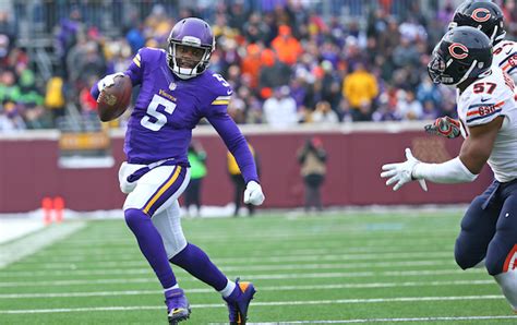 Teddy Bridgewater's Leg Injury May Have Led To Teammates Throwing Up