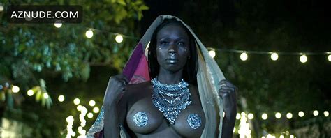 DAZELLE YVETTE Nude AZNude