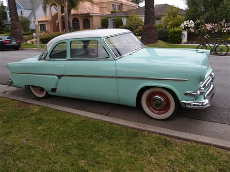 1954 Ford Crestline – Roadside Rambler