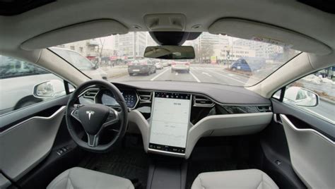 Teslas Full Self Driving Software Is Now Available For More Customers