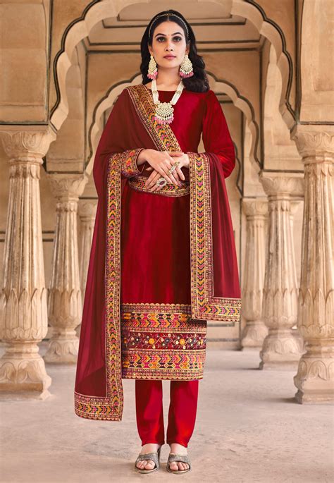 Maroon Velvet Pakistani Suit