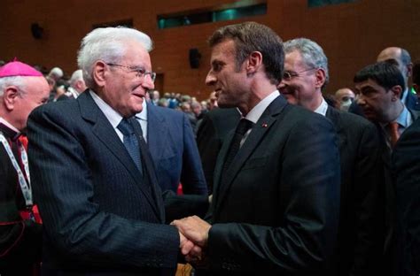 Sergio Mattarella Emmanuel Macron Meeting Il Grido Della Pace