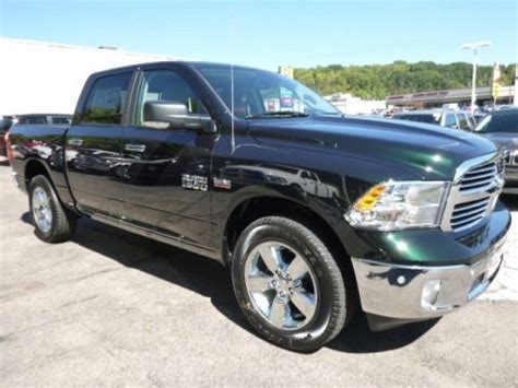 2016 Ram 1500 Big Horn Crew Cab 4x4 Data, Info and Specs | GTCarLot.com