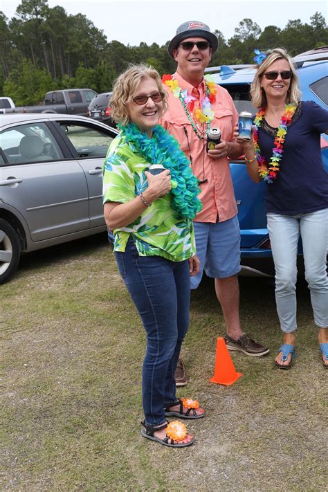 Jimmy Buffett Parrotheads In Orange Beach