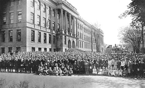 Mourning A President Uticans Gather At Train Depot In 1865 Mohawk