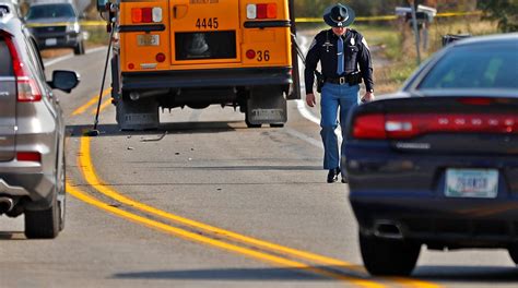 School bus stop rules: Here's what drivers should know