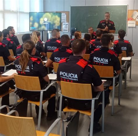 La Comissaria De Mossos De Terrassa Incorpora Nous Agents En Pr Ctiques