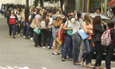 Desemprego Fica Em 12 3 Em Julho Diz IBGE Jornal O Globo