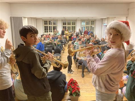 Helenes Weihnacht In Der Au Enstelle Ein Fest Der Begeisterung Und