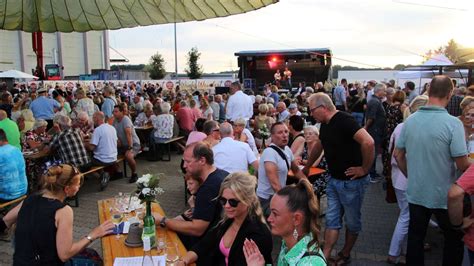 Weinfest Premiere in Wildeshausen übertrifft Erwartungen bei Weitem