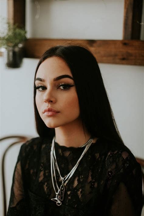 Pin By Leila ʕ•ᴥ•ʔﾉ♡ On Maggie Lindemann → Maggie Lindemann Portrait Goth Model