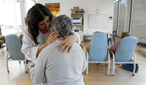 Los psicólogos clínicos del IB Salut contra el intrusismo laboral