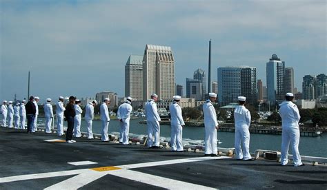 DVIDS - Images - USS Tarawa embarks on deployment [Image 3 of 3]