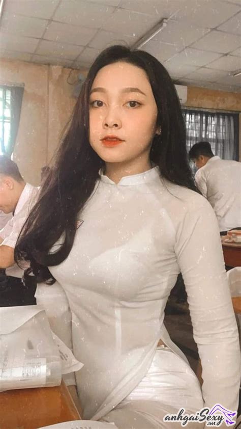 199 Ảnh Áo Dài Sexy 💖 Gái Xinh Mặc Áo Dài Gợi Cảm Đẹp