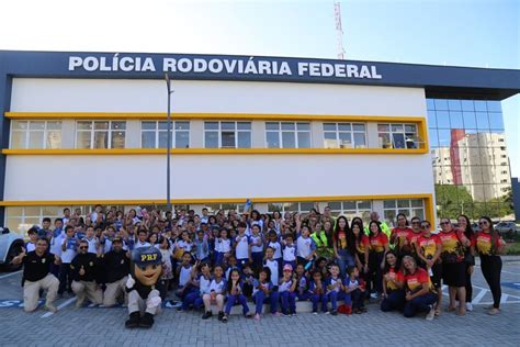 Crian As Do Projeto Educar Prf Visitam A Nova Sede Da Pol Cia