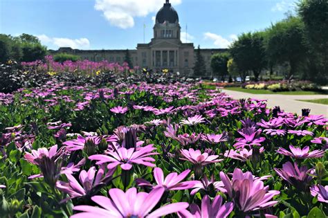 Queen Elizabeth Ii Gardens Wascana Centre