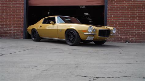 Gold-and-Black 1970 Chevy Camaro SS/RS Is Old School Muscle Restomod Done Right - autoevolution