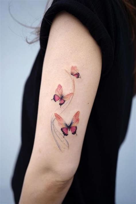 Tatuagens De Borboletas Coloridas Beleza E Significado 123 Tatuagens