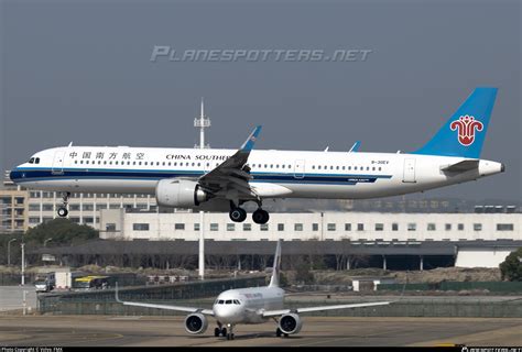 B 30EV China Southern Airlines Airbus A321 253NX Photo By Volvo FMX