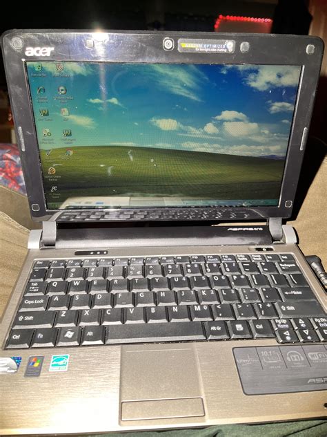 Immaculate Acer netbook running Windows XP : r/ThriftStoreHauls