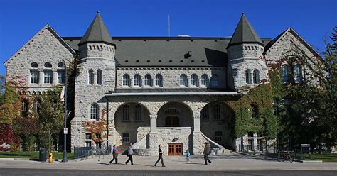 Queen's University in Kingston, Ontario | Tripomatic