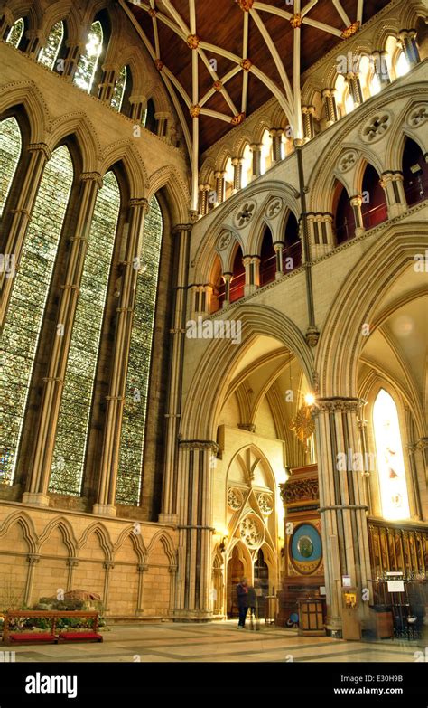 York Minster interior UK Stock Photo - Alamy