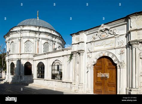 Türkei Istanbul Eyüp Mihrisah Sultan Türbesi Stock Photo Alamy