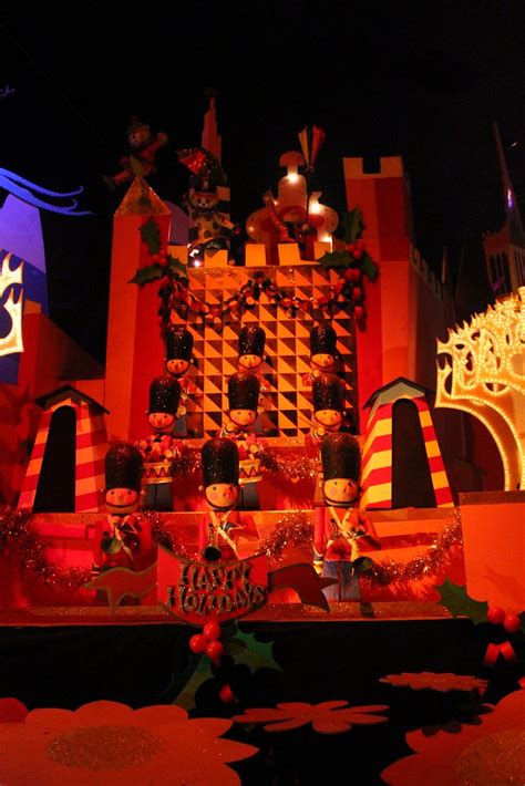 Its A Small World Holiday At Disneyland Inside The Magic Flickr