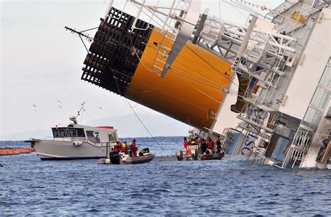 Survivors of the Costa Concordia disaster mark first anniversary of ...