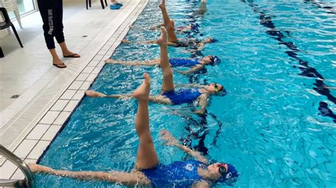 Nuoto Sincronizzato Prime Qualificate Ai Nazionali Per Il Rari