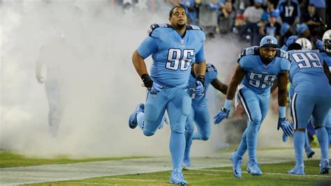 Titans color rush uniforms compared to 'Smurfs'