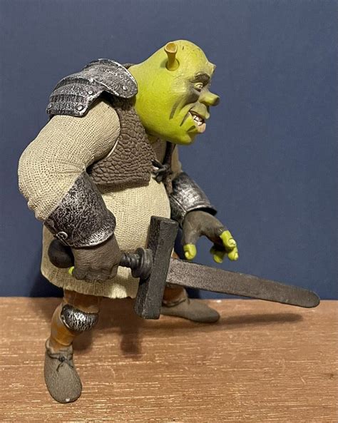 Mavin | Vintage Shrek Action Figure 2001 McFarlane Toys Dragon Battlin ...