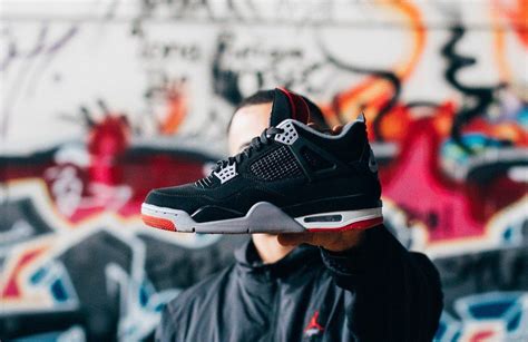 Check Giày Cách Phân Biệt Air Jordan 4 Bred Real Vs Fake Hệ Thống