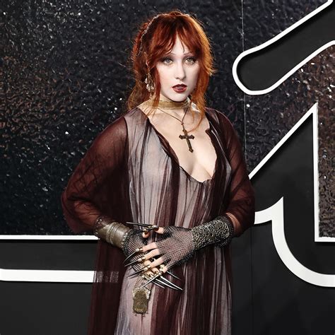 Chappell Roan Is A Naked Joan Of Arc On The 2024 VMAs