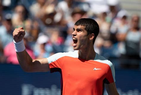 Us Open Alcaraz Advances To Second Round After Baez Retires