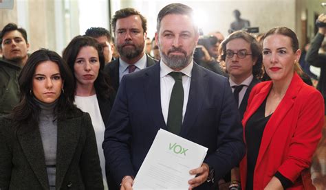 Vox registra en el Congreso la moción de censura de Ramón Tamames