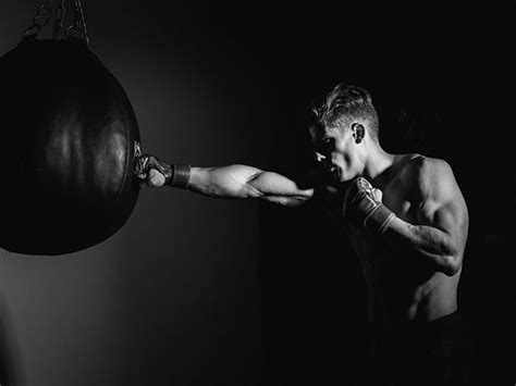 The boxing workout to burn fat and reveal knockout abs - Men's Health