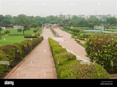 Lawn At A Monument Raj Ghat New Delhi India Stock Photo Alamy