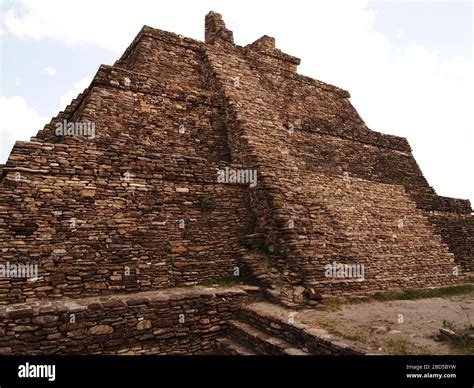 Ruinas del sitio arqueológico de Tonina un complejo palaciego maya en