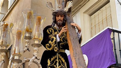 Nazareno de la Obediencia por la Plaza de las Canastas Sábado de