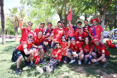 Los Rojillos Lo Dan Todo En La Fan Zone De Osasuna