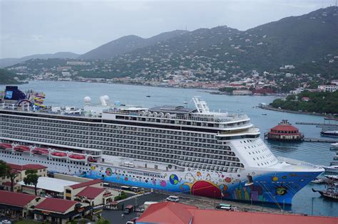 Norwegian Escape - description, photos, position, cruise deals