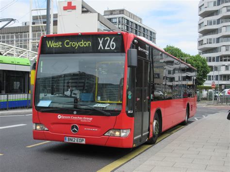 Quality Line Epsom Coaches Mcl Bn Eop On Route X At Ea Flickr