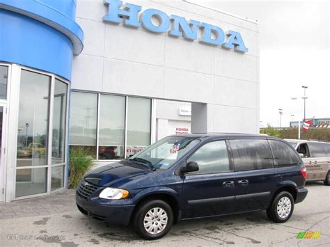 2005 Midnight Blue Pearl Chrysler Town And Country Lx 16325111 Photo 4