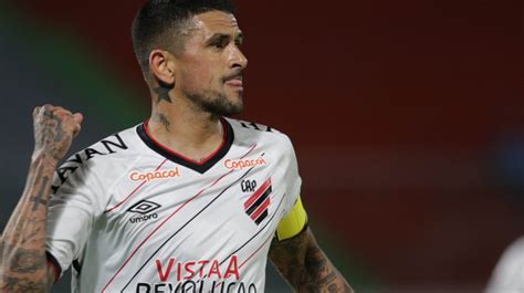 Ex Jogador Lucho Gonz Lez Iniciar Carreira Como Treinador No Cear