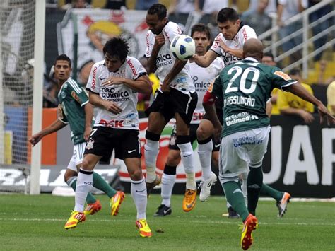 Em Entrevista Marcos Assunção Revela Oferta Do Corinthians