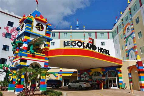 Top 14 Hotels Near LEGOLAND Florida (+Family Rental Homes)