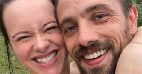 Mari Bridi E Rafael Cardoso Reataram O Casamento Saiba Detalhes Da